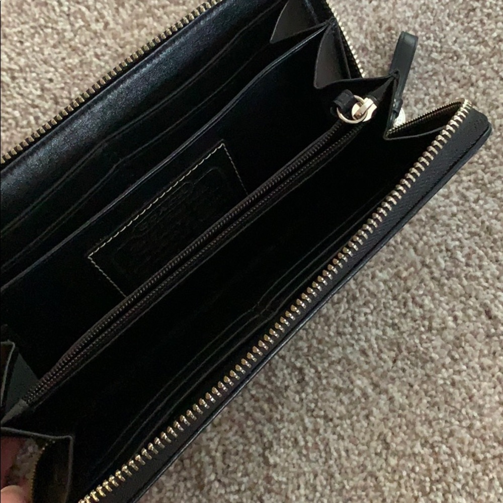 Coach wallet - Picture 2 of 4